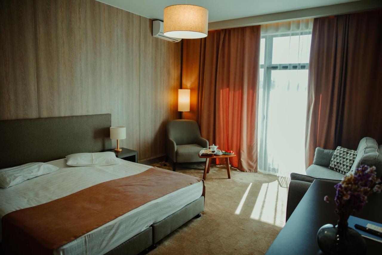 Abaash Hotel Afon New Athos Buitenkant foto
